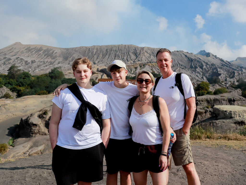 5bd0db87f5aeaab96f336b2981ffe826